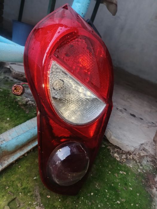 Spark orqa fara chap tomoni