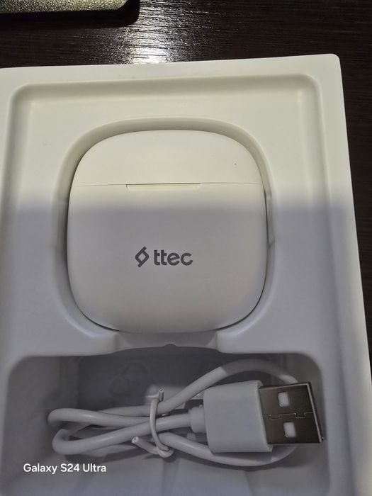 Безжични слушалки TTEC