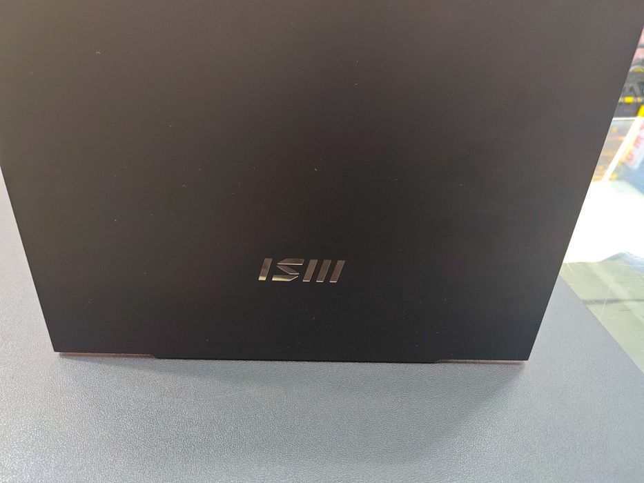 MSI ultra 7-155H/16gb/1tb