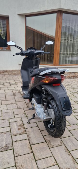 Scuter Aprilia Sportcity 49cc