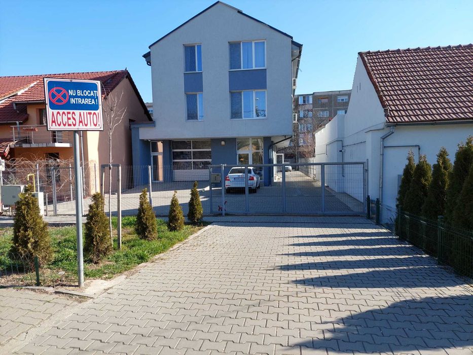 Proprietar inchiriez apartament 3 camere Calea Torontalului 44