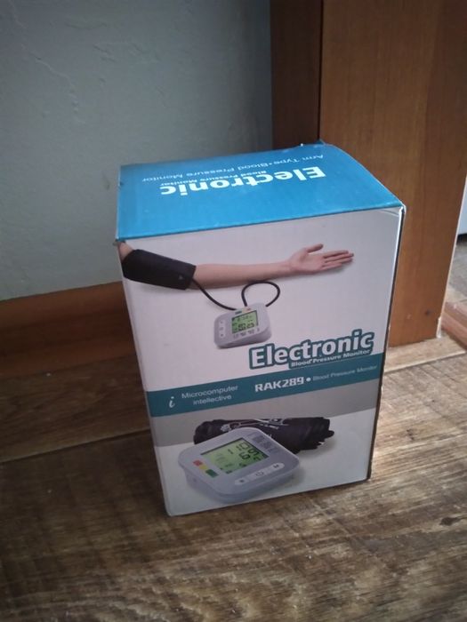 Тонометр за 3000 тенге