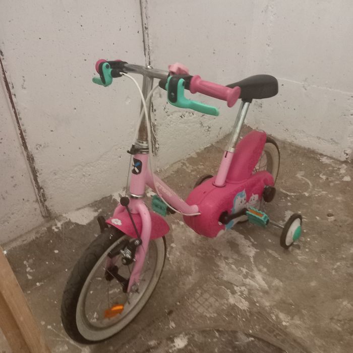 Vând bicicleta fetita
