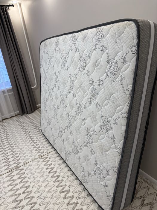 матрас и хорошая плита