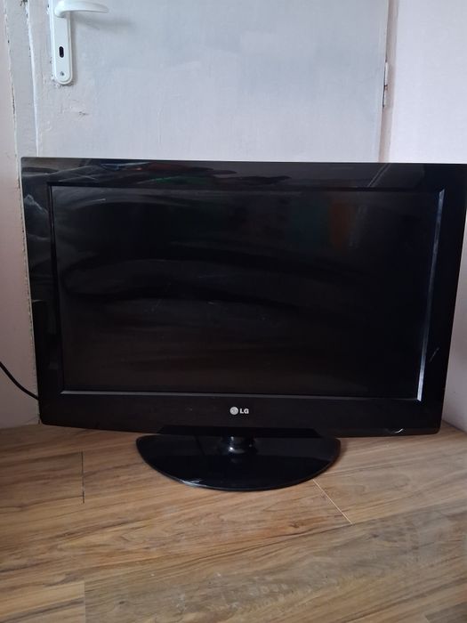 Телевизор LG 32 h