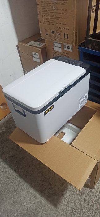 Промо Хладилник фризер на 12v 24v и 220v