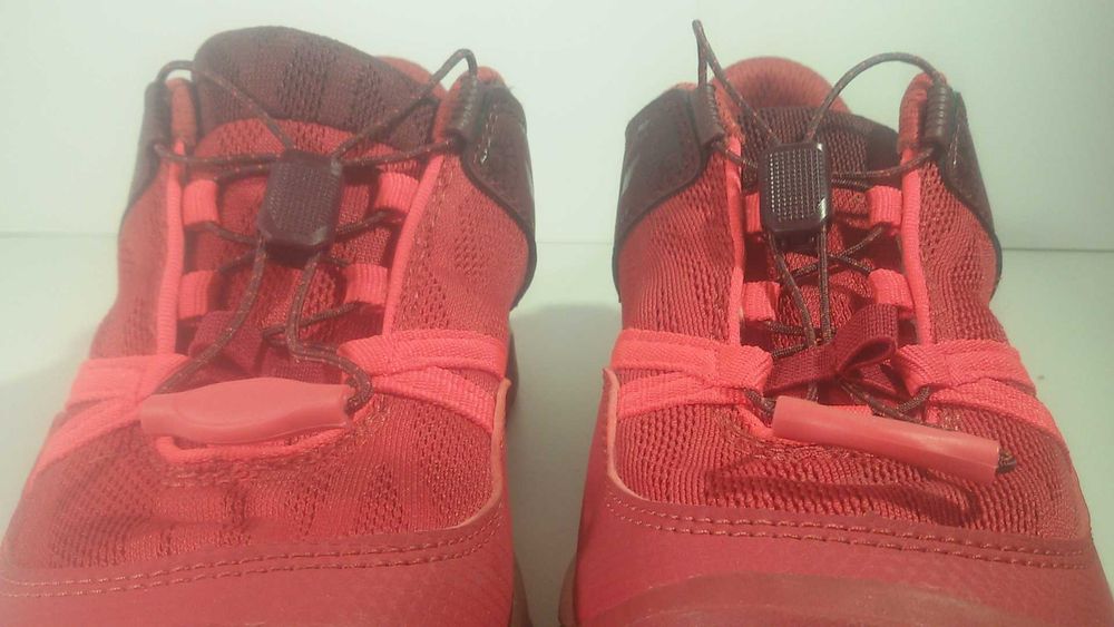 Детски обувки Quechua Crossrock 35-ти номер