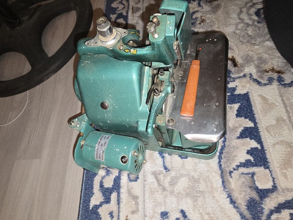 Оверлок сатылады