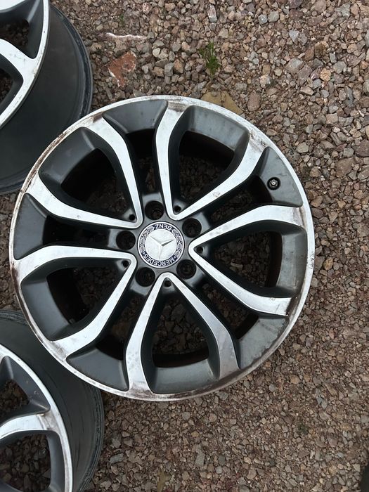 4бр. Алуминиеви джанти с датчици от Mercedes C W205 17 цола.