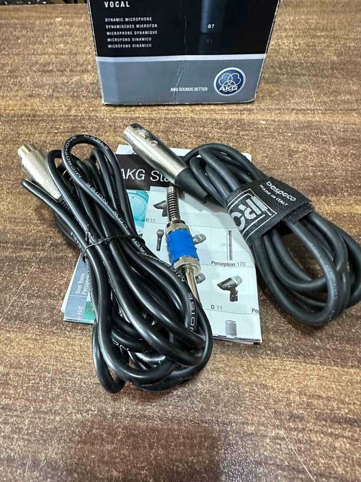 Вокален динамичен микрофон AKG D7