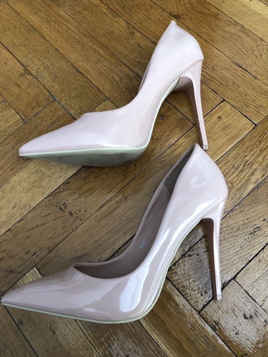Pantofi stiletto bej, marimea 37