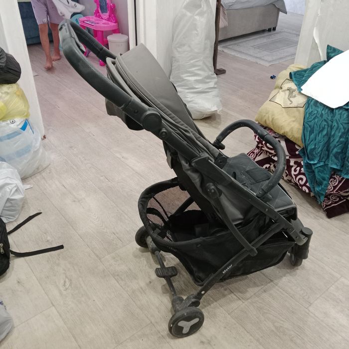 Продам коляску Mstar