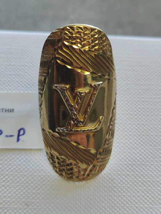 Златен дамски пръстен 3.7гр-14к