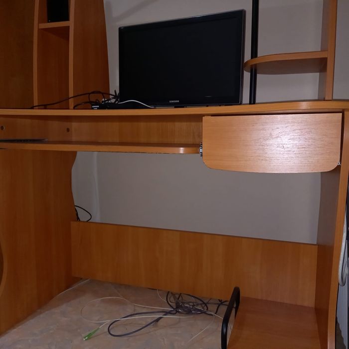 Компьютерный стол