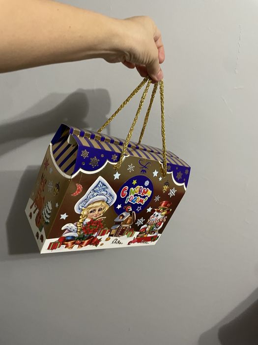Новогодние кульки , подарки
