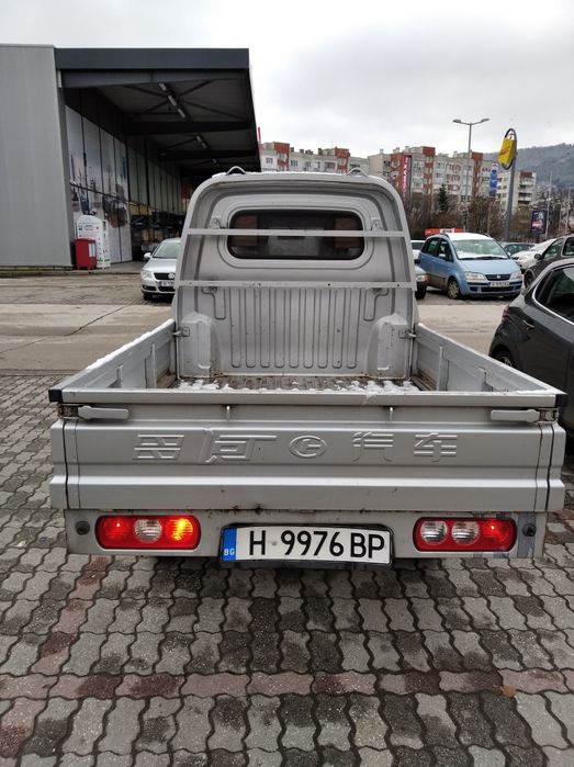 Продавам (заменям)товарен автомобил