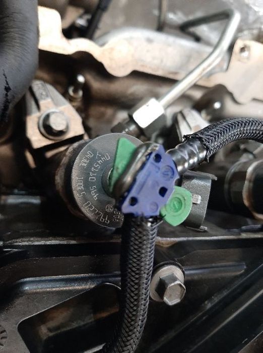 injector 1.6 hdi peugeot 208 3008 508 308 citroen c3  c4 0445110566