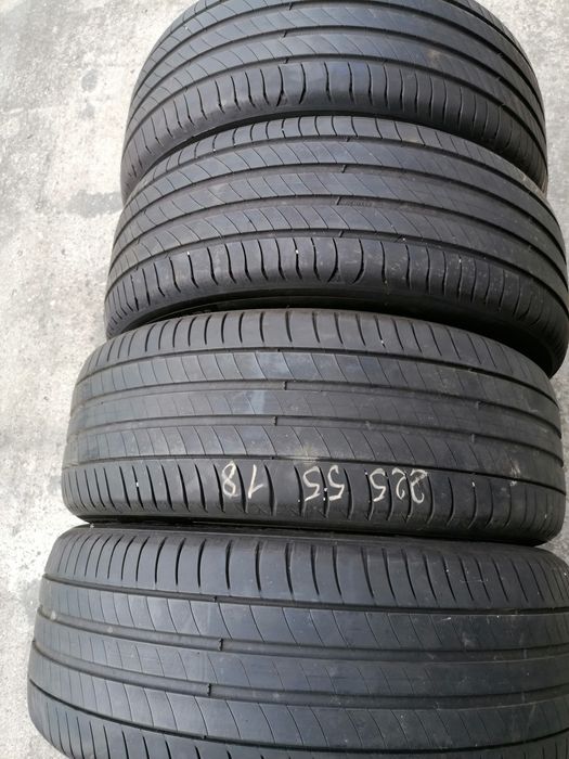 Vând 4 anvelope vară michelin 225.55.18
