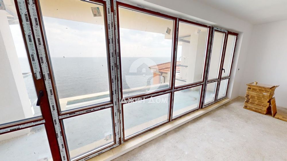 Продава се Тристаен апартамент в с. Равда, Област Бургас - 173 кв.м за 2248 €/кв.м - Снимка #2