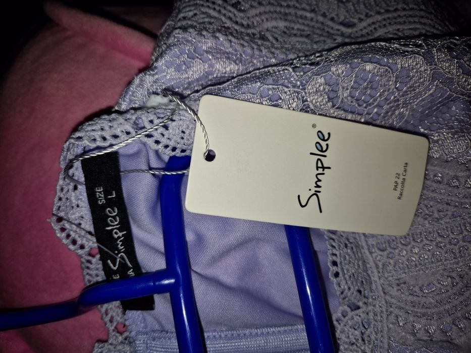 Vand rochita marime L-XL