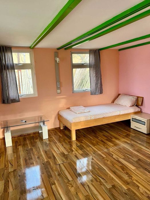 Три обзаведени къщи с парцел - РАБОТЕЩ БИЗНЕС С НАЕМАТЕЛИ