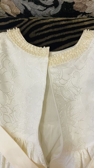 Продам праздничное платье