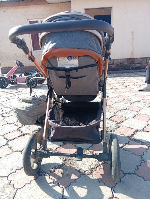 Продам коляску детскую Belecoo