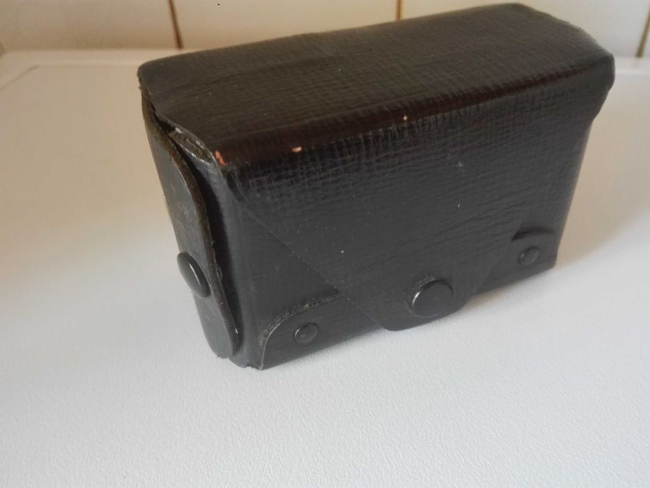 Фотоапарат KODAK , два свещника  и лот чуждестранни картички.