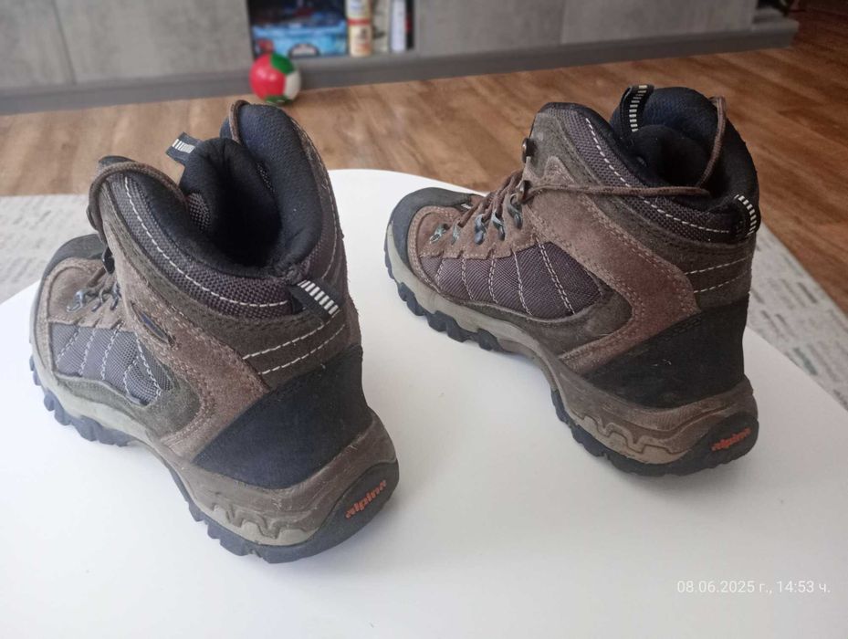 Туристически обувки "ALPINE" 40 номер