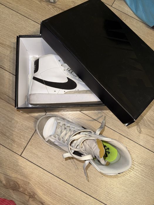 Продам Nike blazer