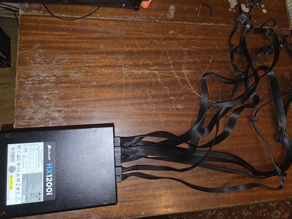 [Rezervat] - Sursa modulara 1200w Corsair HX1200i, 80+ Platinum