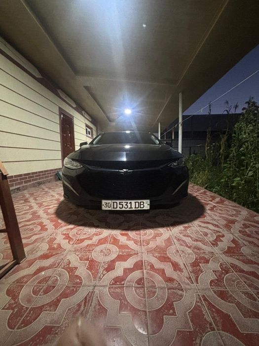 Malibu 2 2.4 sotiladi