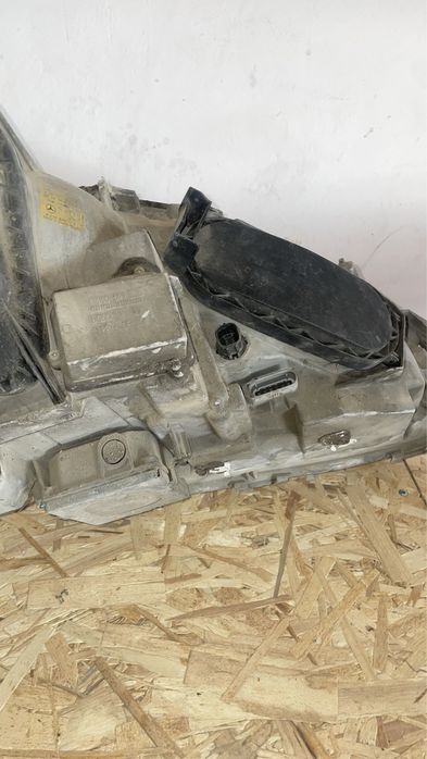 Фар мерседес 220