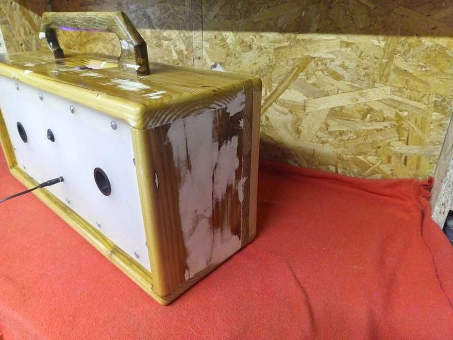 Boxa cu bluetooth