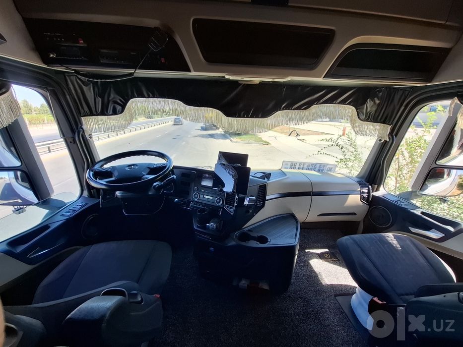 Mersedes Benz Actros FURA sotiladi.