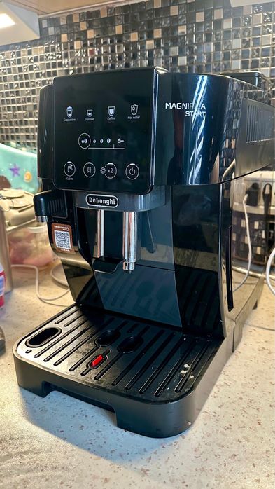 Espressor De’Longhi Magnifica Start
