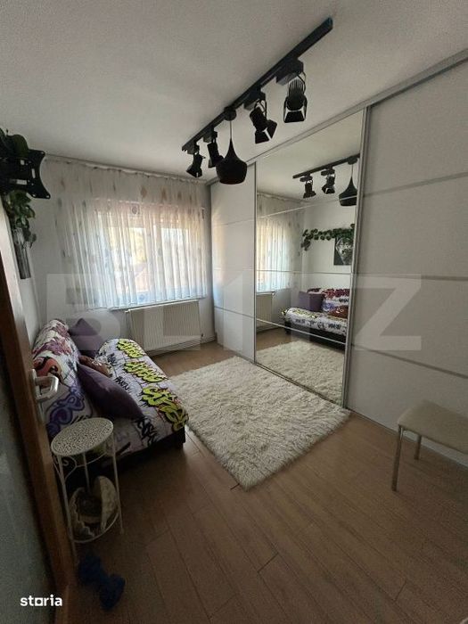 Apartament de vanzare – 4 camere, 85 mp, etaj 2, zona centrala