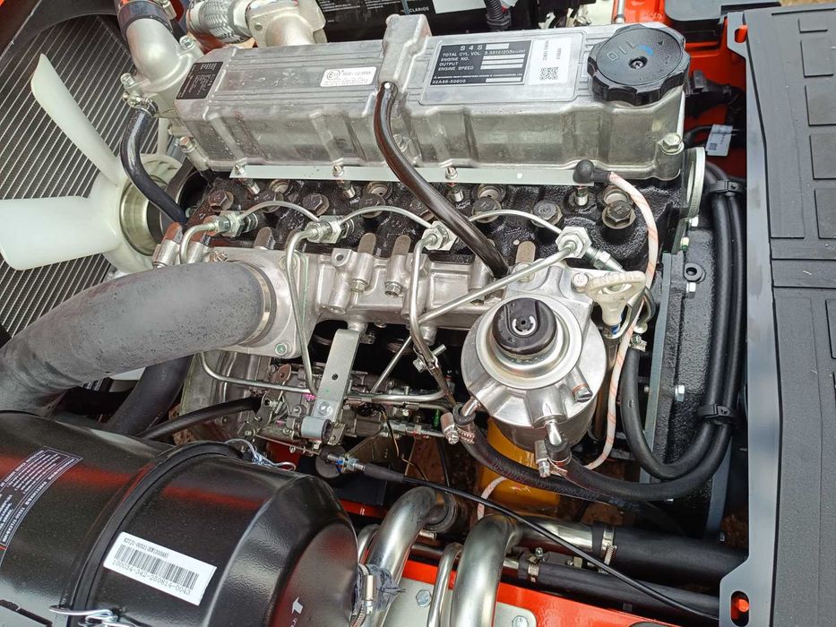 Продавам и давам под наем нови мотокари