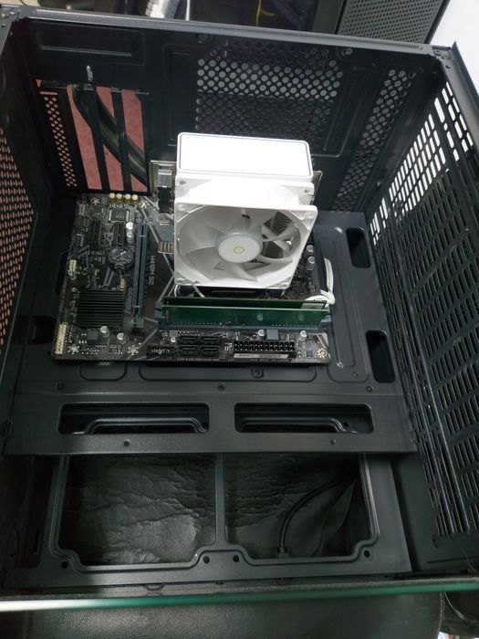 Компьютер в комплекте для игр