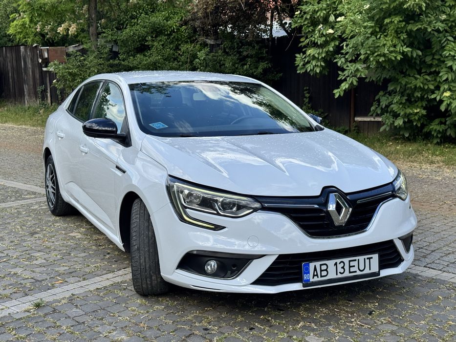 Renault Megane 4 sedan 1.6 GPL