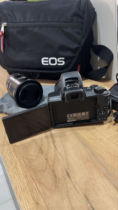 Canon m50 markII почти новый