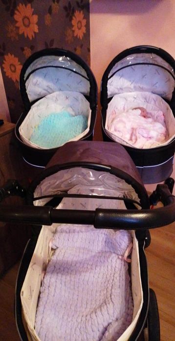 Тройна бебешка количка