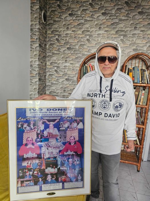 Лимитирана рамка (1/2) – WSOP 2000 Лас Вегас Иво Донев шампион, подписана