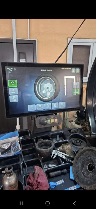 Продам комплект дисков с зимней резиной