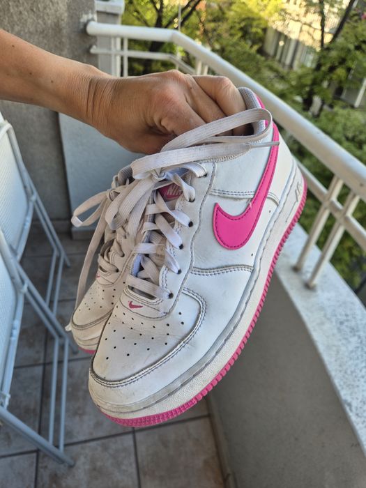Маратонки Nike 37.5
