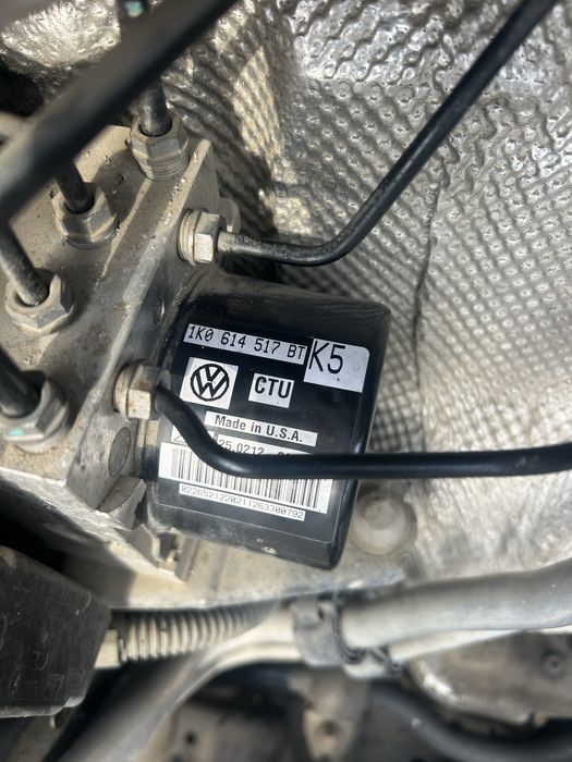 Pompa ABS Volkswagen Jetta Hybrid 2014