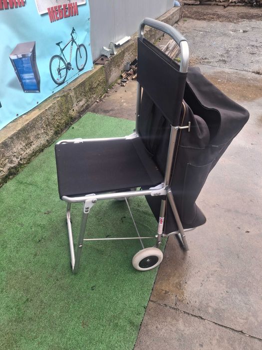 Количка за пазаруване с столче