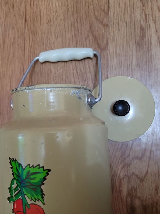 Бидон времен СССР (объём 3 литра)