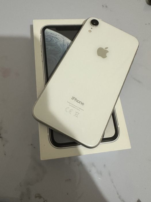 Продам Iphone XR
