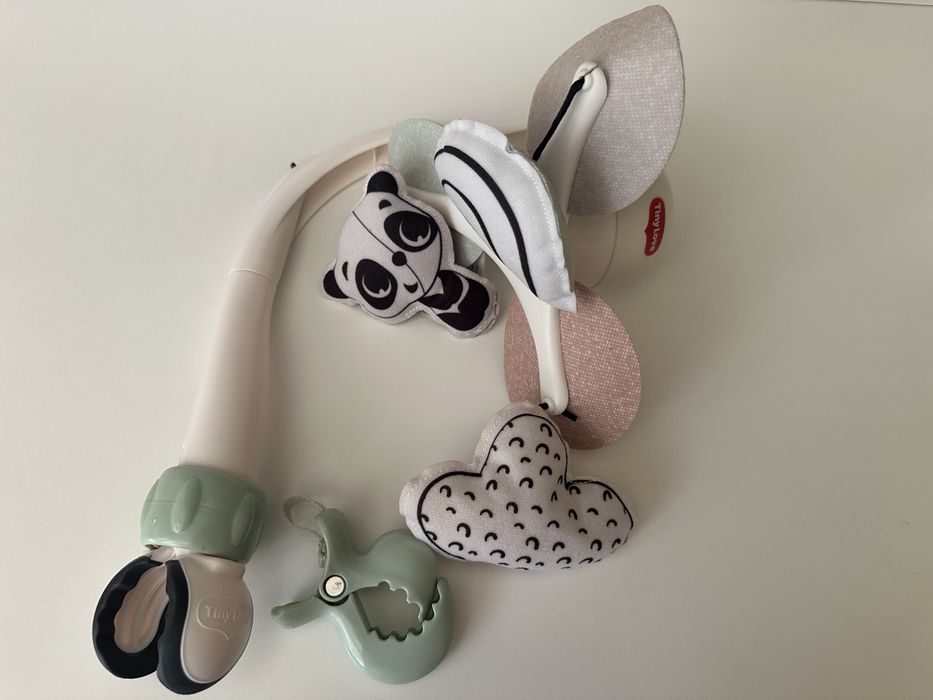 Музикална въртележка Tiny Love Black&White Decor - Take Along Mobile